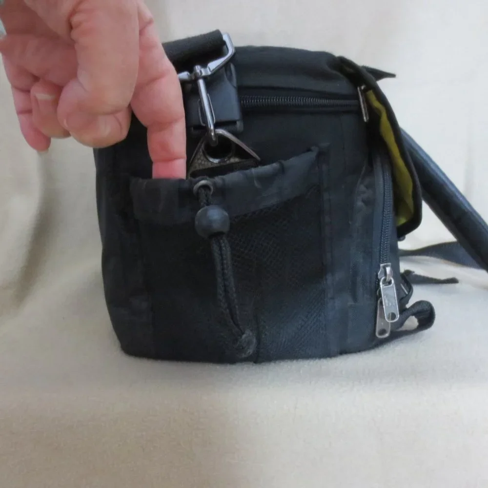 Ape Case ACPRO1200 PRO Series Black Camera Case Versatile DSLR Tote Gear Size M